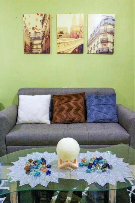 Stylish Luxe Apartment Very Near Makati Square Manila Exterior photo